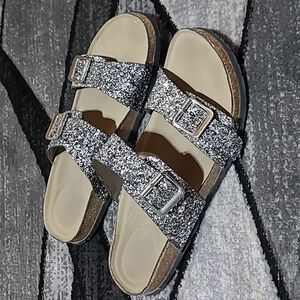 GLITTER SHINE SEQUINS DOUBLE STRAPS BUCKLE SANDALS